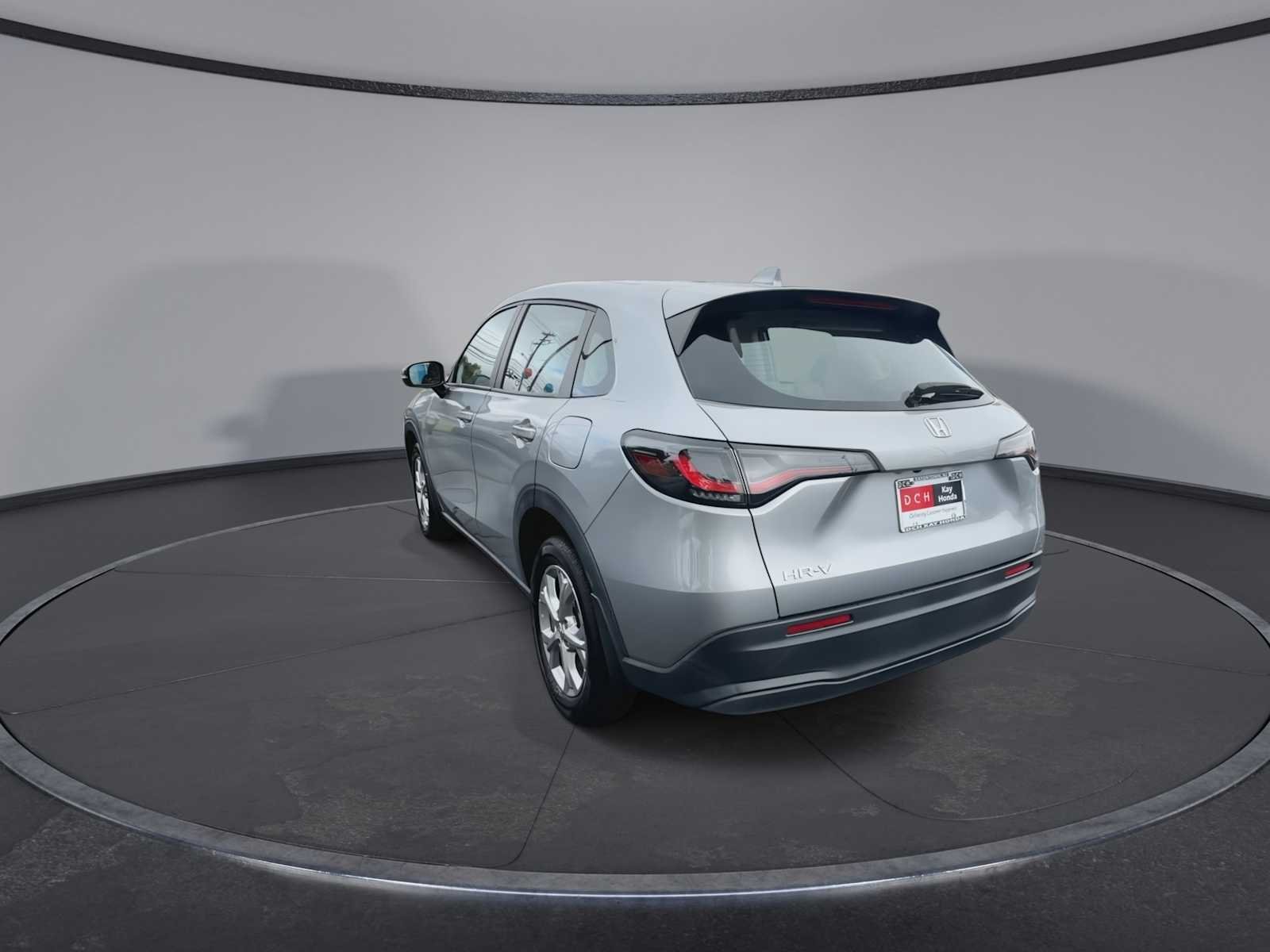 Used 2024 Lunar Silver Metallic Honda LX image 6