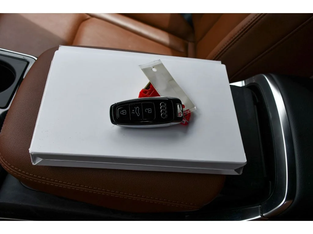 Used 2023 Carrara White Audi Premium image 38