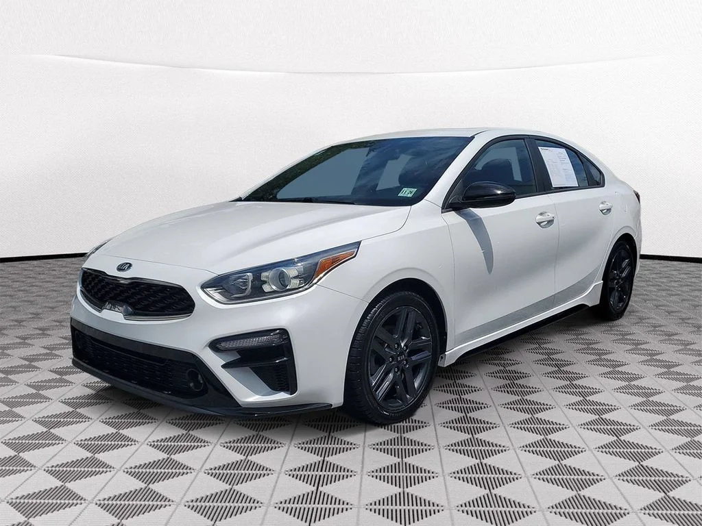 Used 2021 White Kia GT-Line image 3
