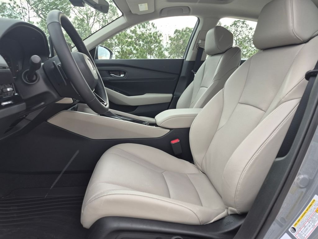 New 2026 Urban Gray Pearl Honda EX-L image 14