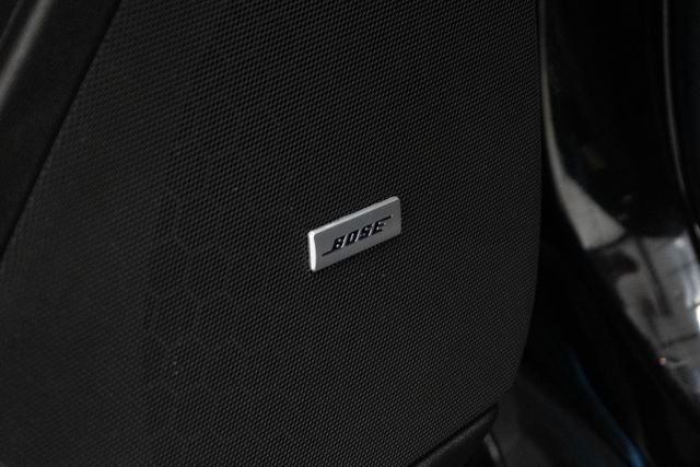 Used 2020 Black Cadillac Sport image 23