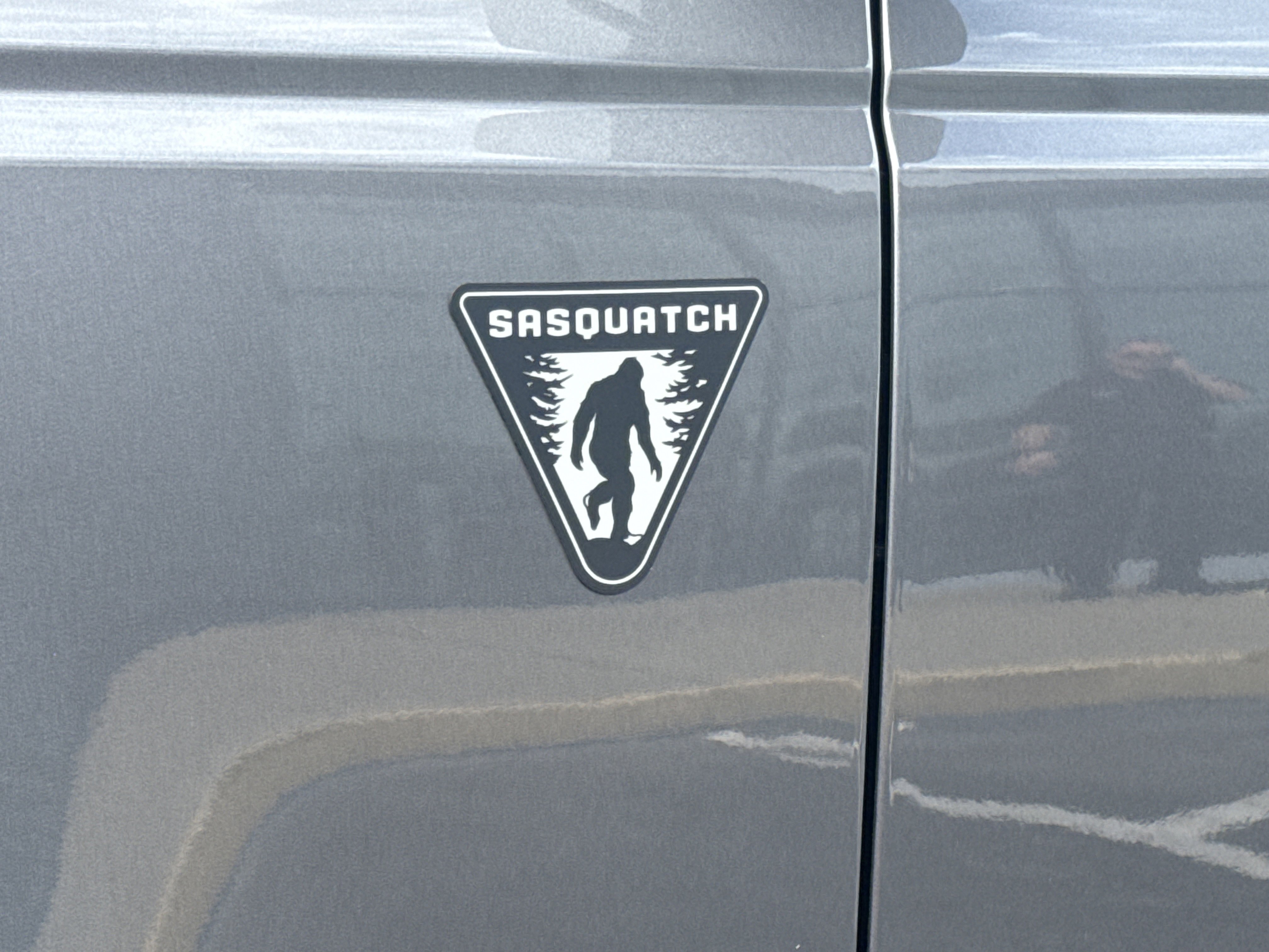 Used 2022 Gray Ford  image 11