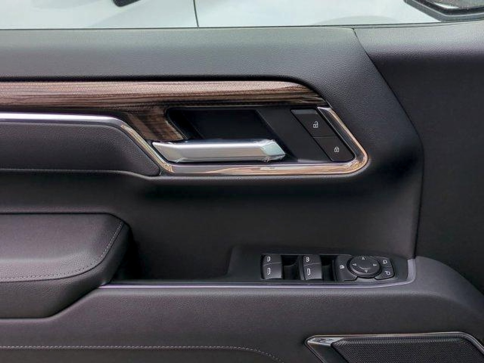 2026 Chevrolet Silverado 1500 LT - Photo 23