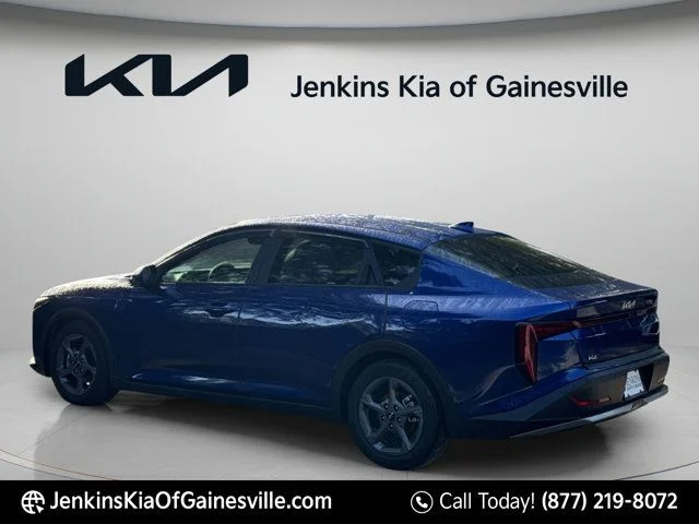 Used 2025 Blue Kia LXS image 5