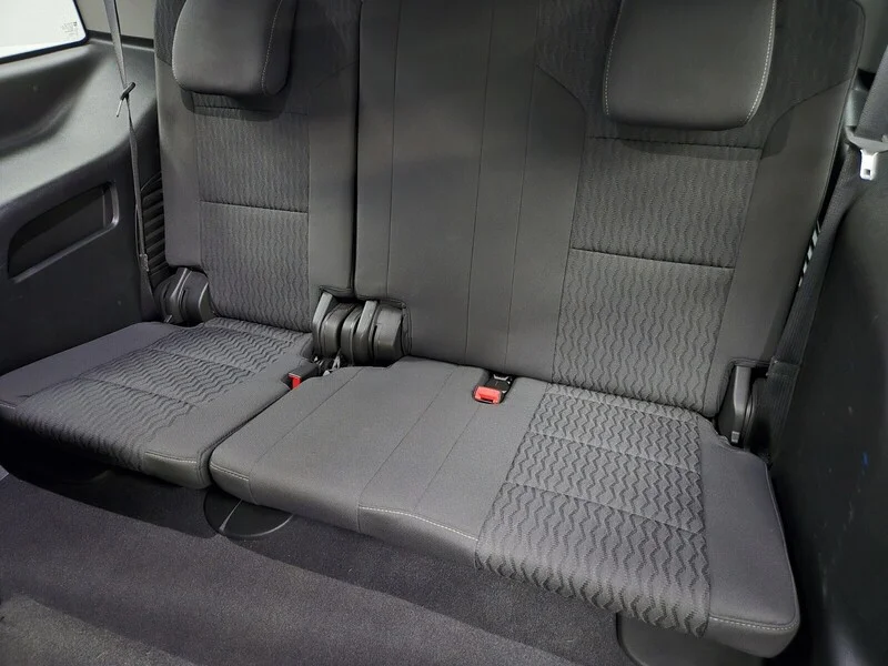 Used 2019 Shadow Gray Metallic Chevrolet LS image 9