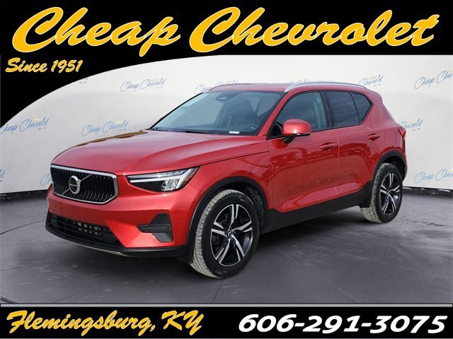 2023 Volvo XC40 Core