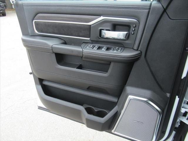 New 2026 Bright White Clear-Coat Exterior Paint RAM LARAMIE image 19