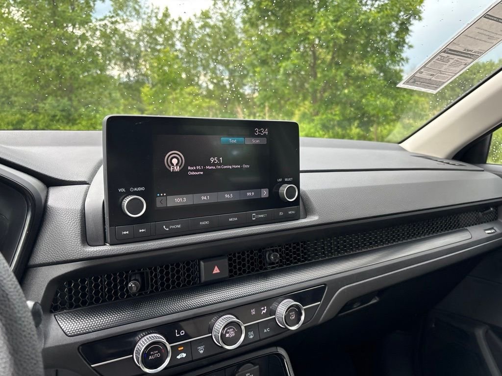 Used 2023  Honda LX image 15
