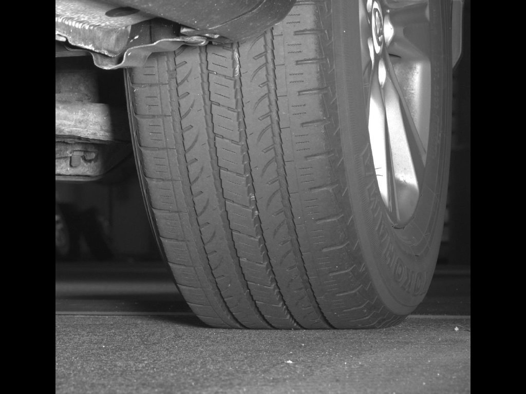 Used 2012 White Toyota Base image 14