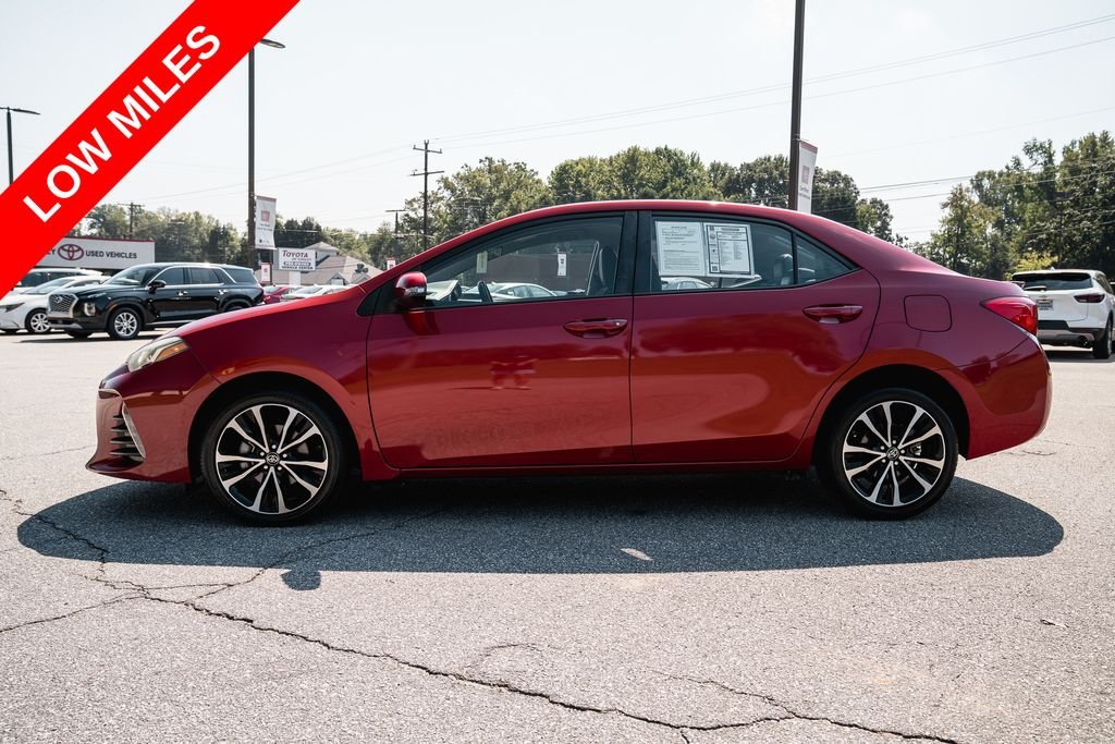 Used 2019 Barcelona Red Metallic Toyota SE image 4