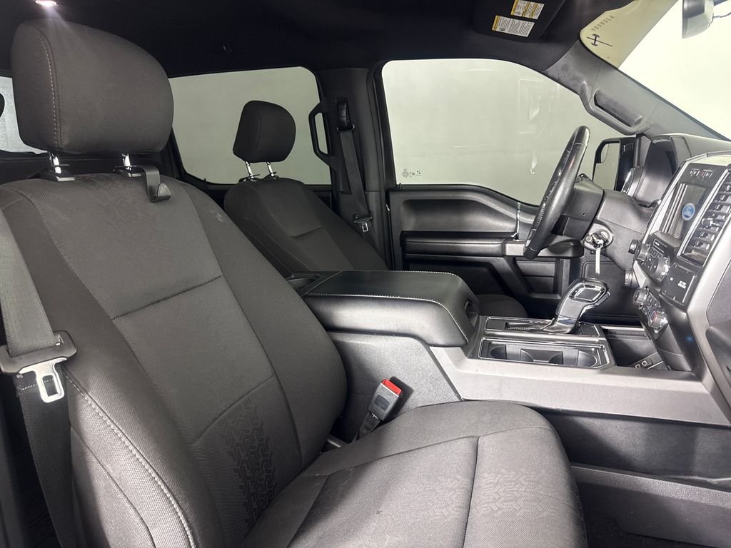 Used 2020 Gray Ford XLT image 9