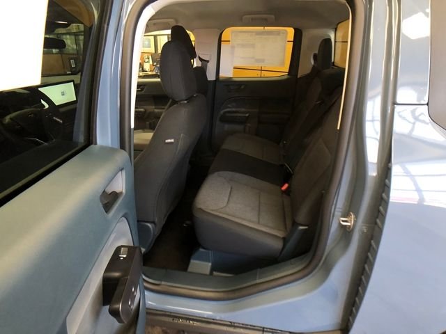 New 2025 Azure Gray Metallic Tri-Coat Ford XLT image 20