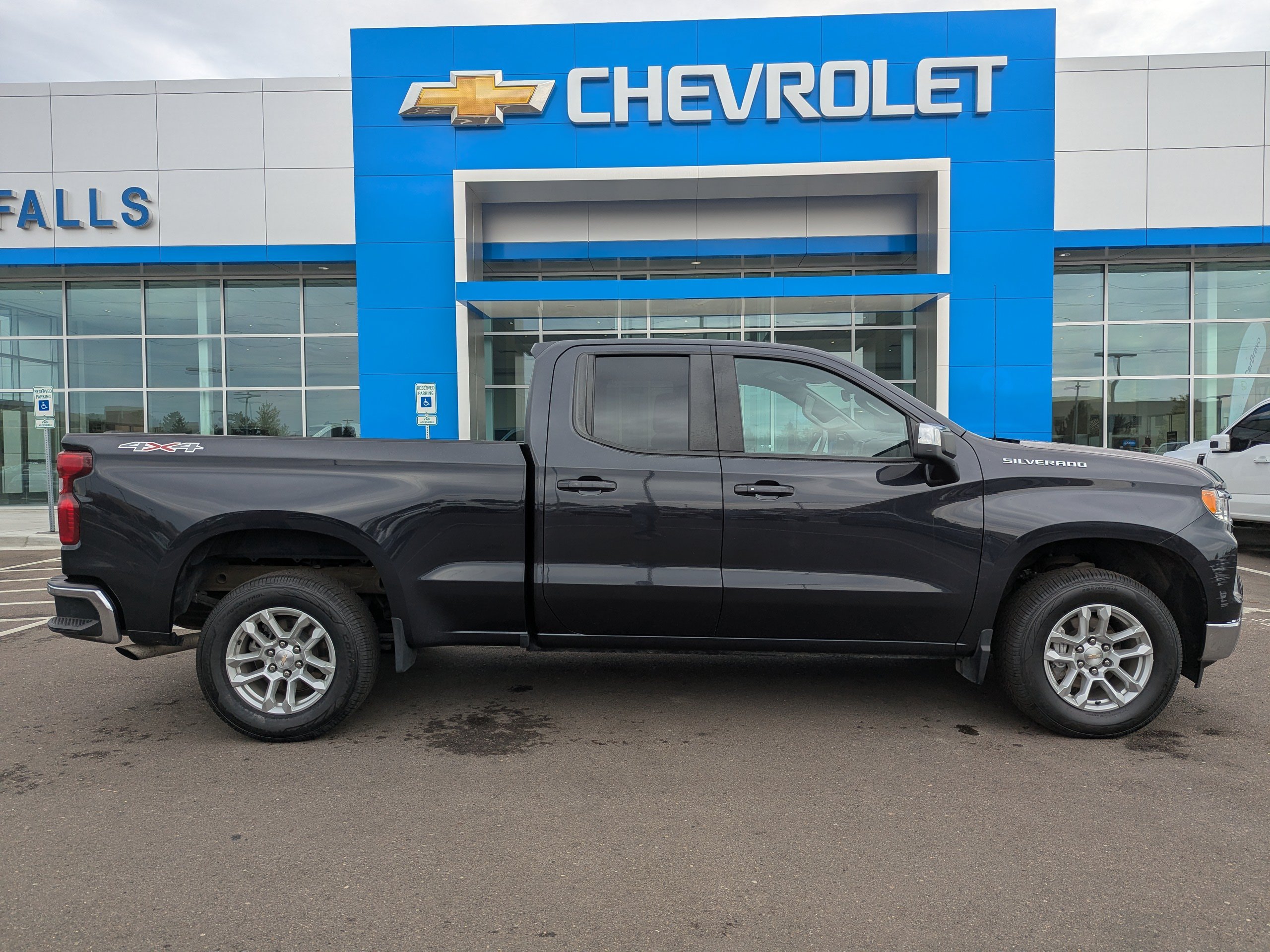 2024 Chevrolet Silverado 1500 LT - Photo 33