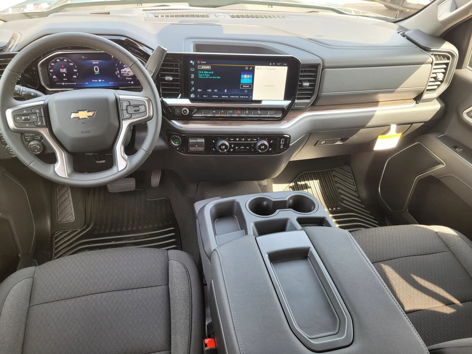 2026 Chevrolet Silverado 1500 LT - Photo 9