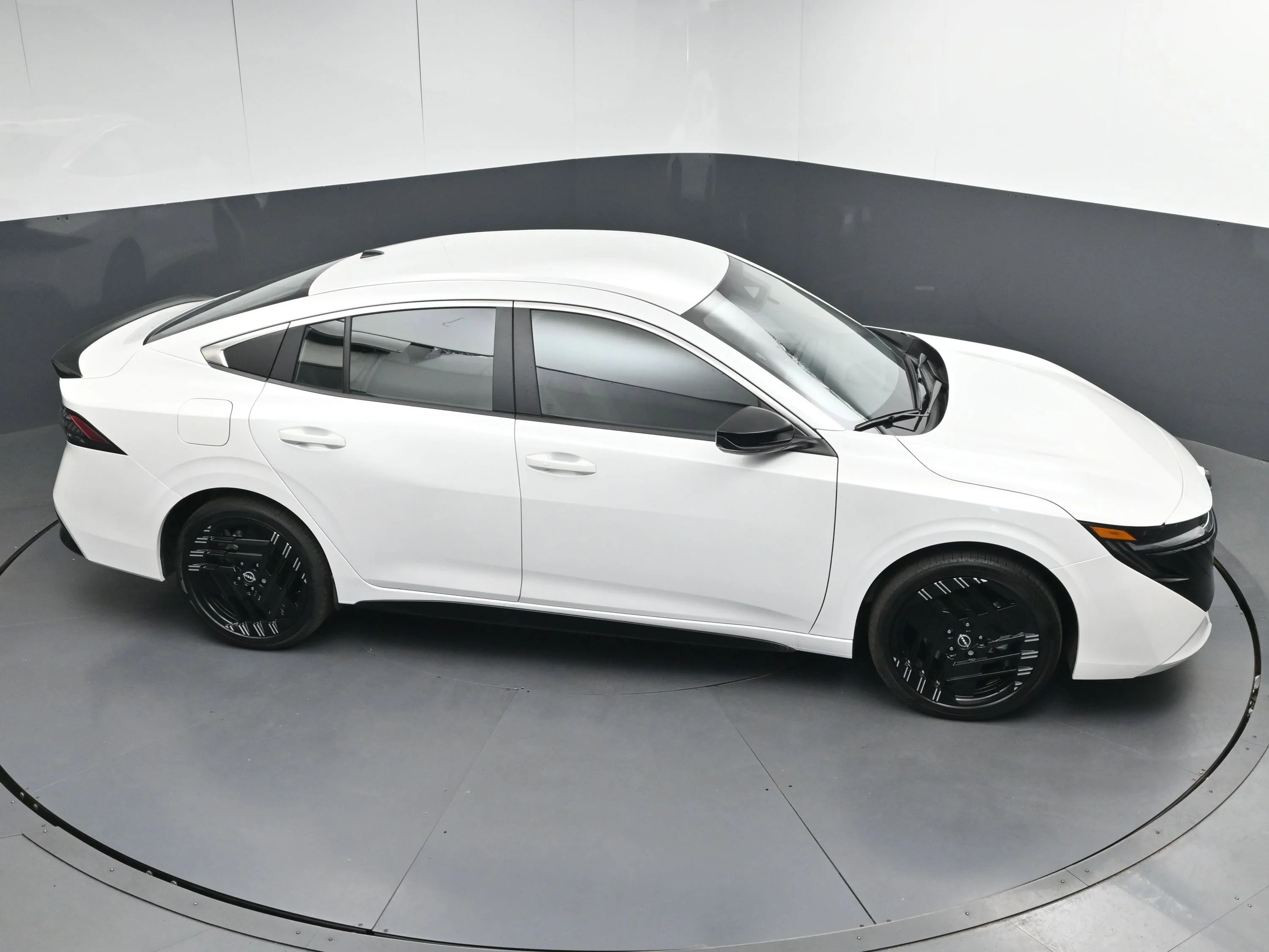New 2026 Aspen White Tricoat Nissan SR image 30