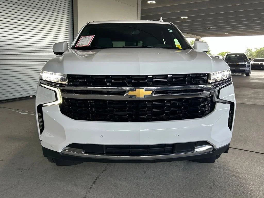 Used 2023 Summit White Chevrolet LS image 2