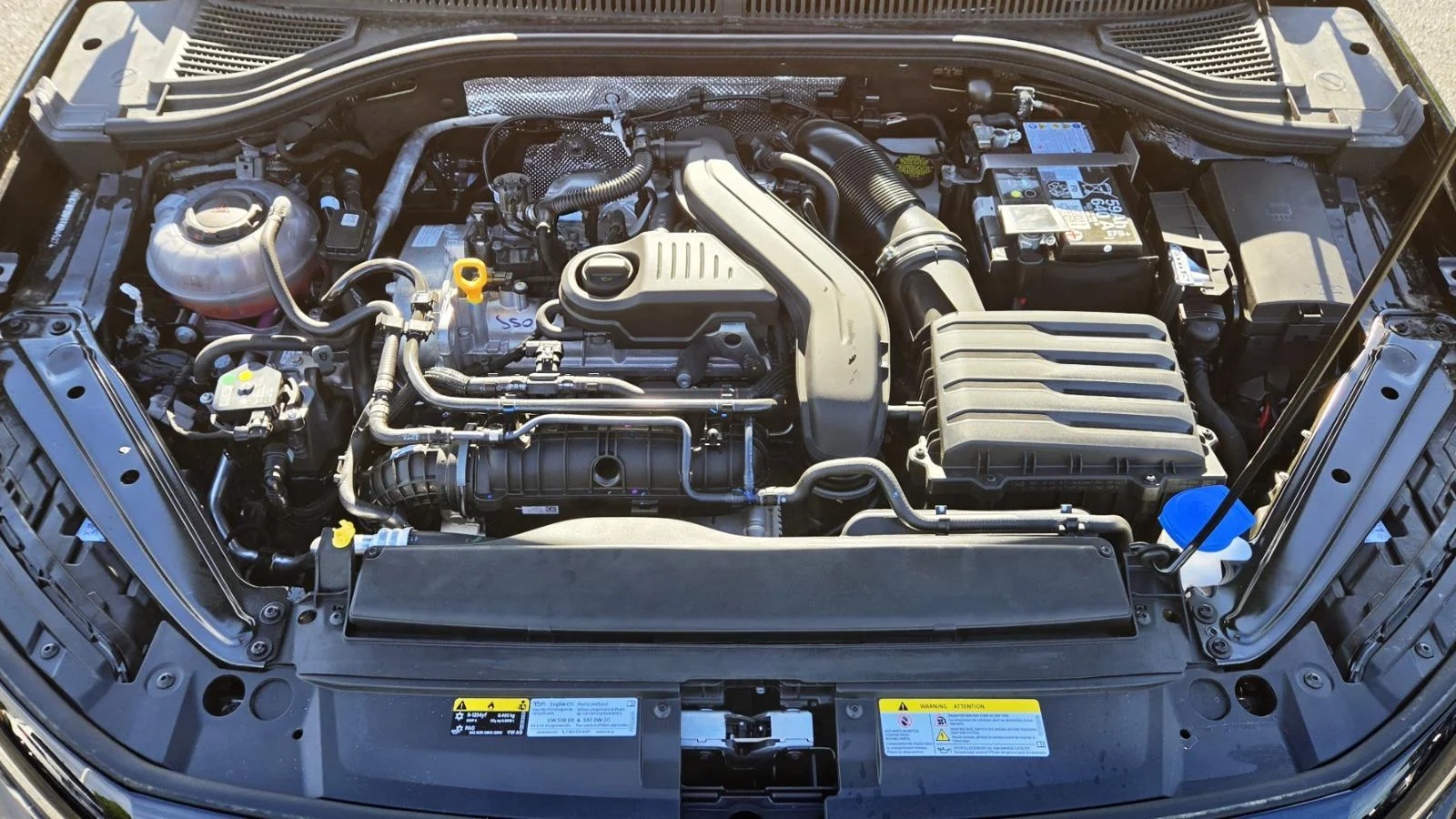 New 2026 Deep Black Pearl Volkswagen SE image 58