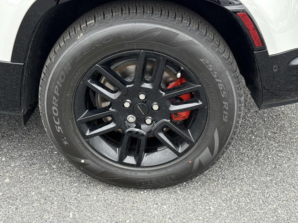 New 2026 Borasco Grey Land Rover X image 29