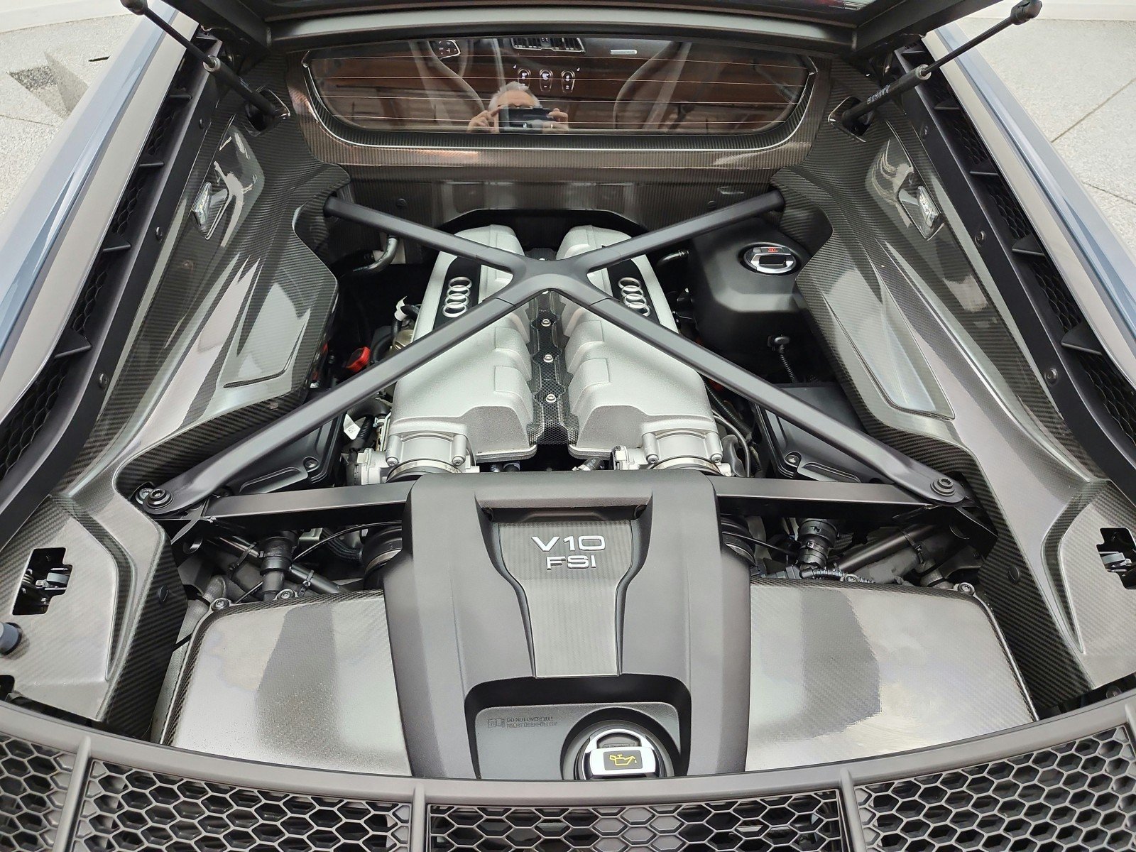 Used 2021 Kemora Gray Metallic Audi V10 image 19