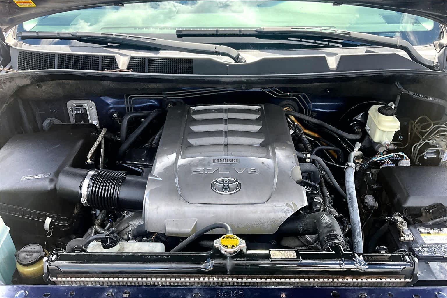Used 2010 Nautical Blue Metallic Toyota  image 29