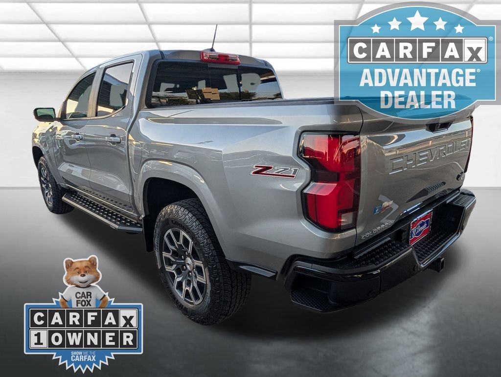 Used 2025 Gray Chevrolet Z71 image 2
