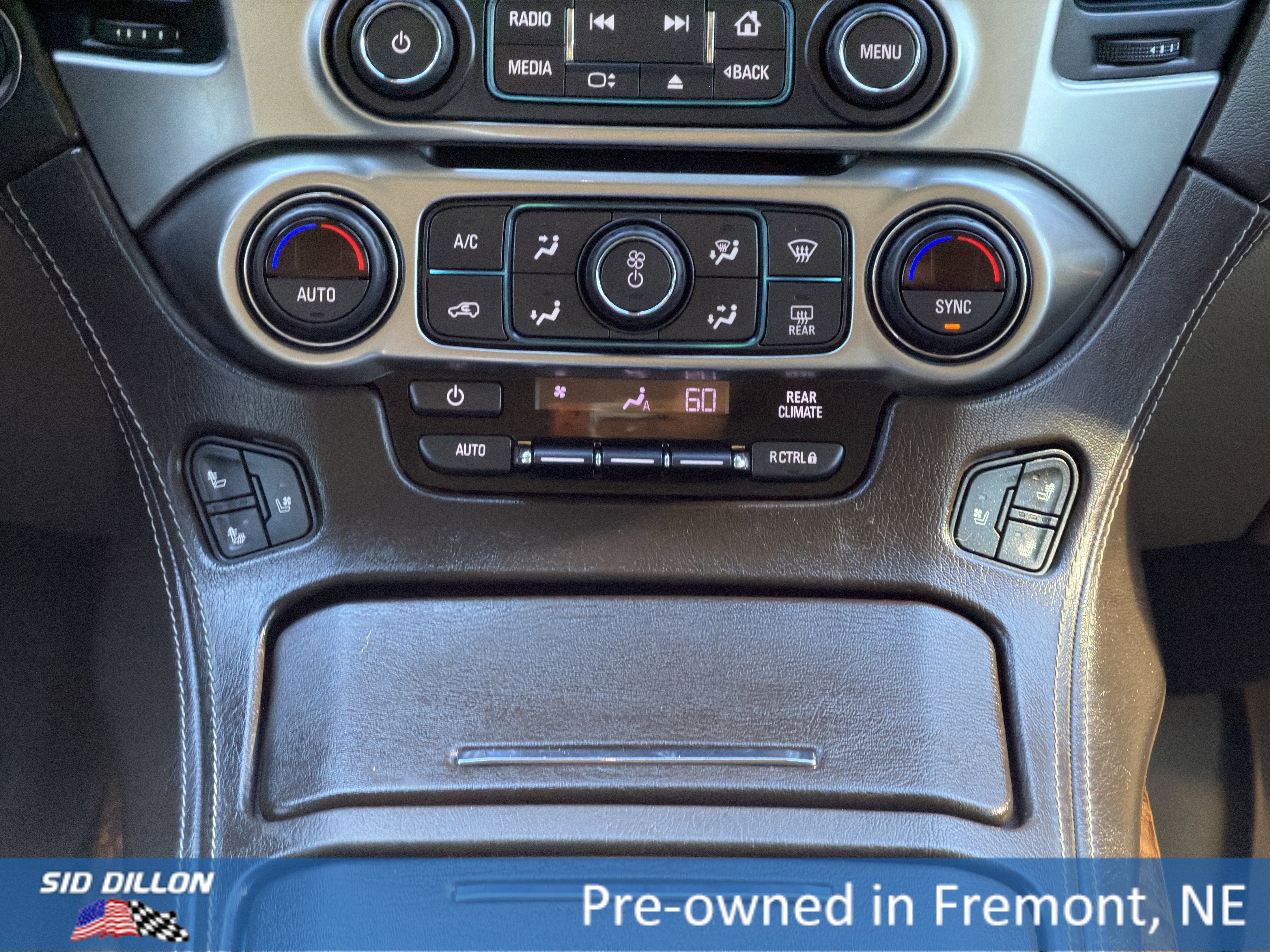Used 2019 Pepperdust Metallic Chevrolet Premier image 14