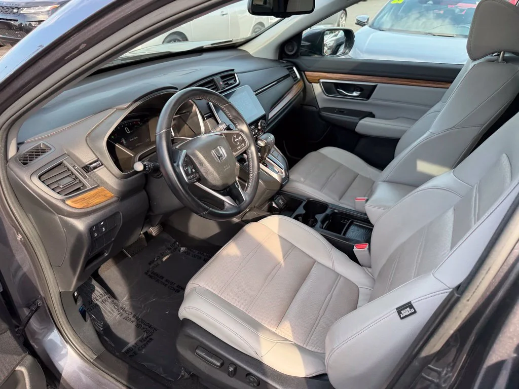 Used 2017 Lunar Silver Metallic Honda EX-L image 11