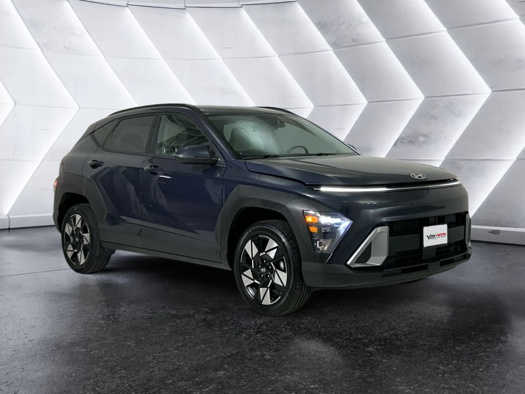 Used 2024 Blue Hyundai SEL image 1