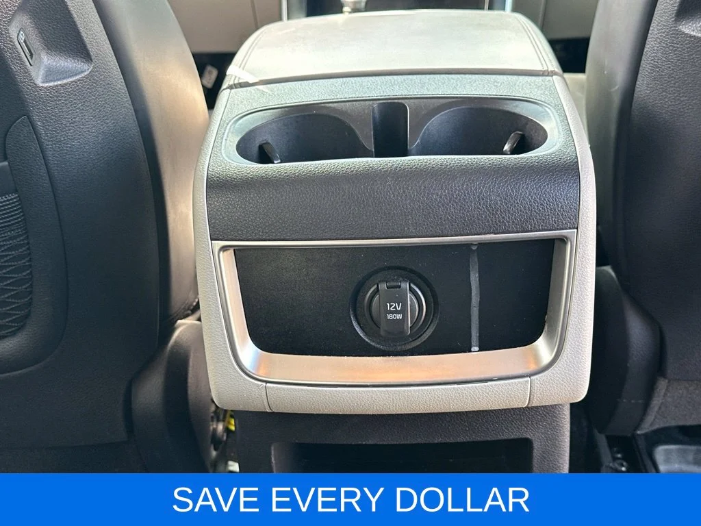 Used 2024 White Kia LX image 22