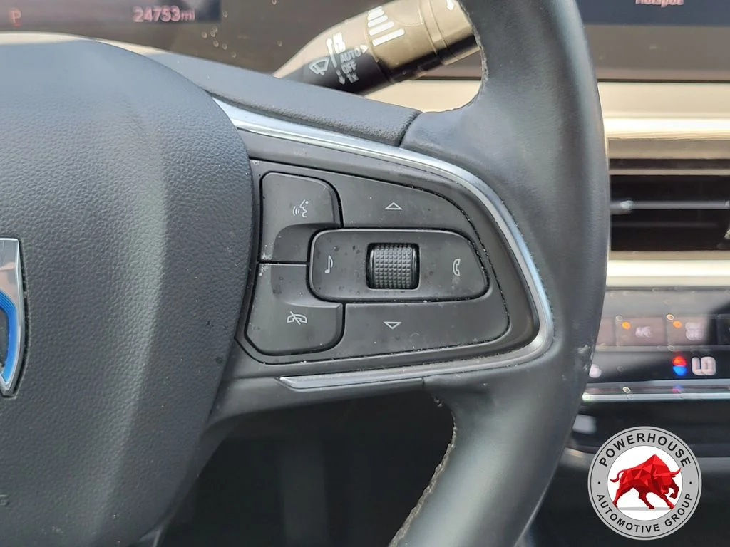 Used 2024 Black Buick Avenir image 30