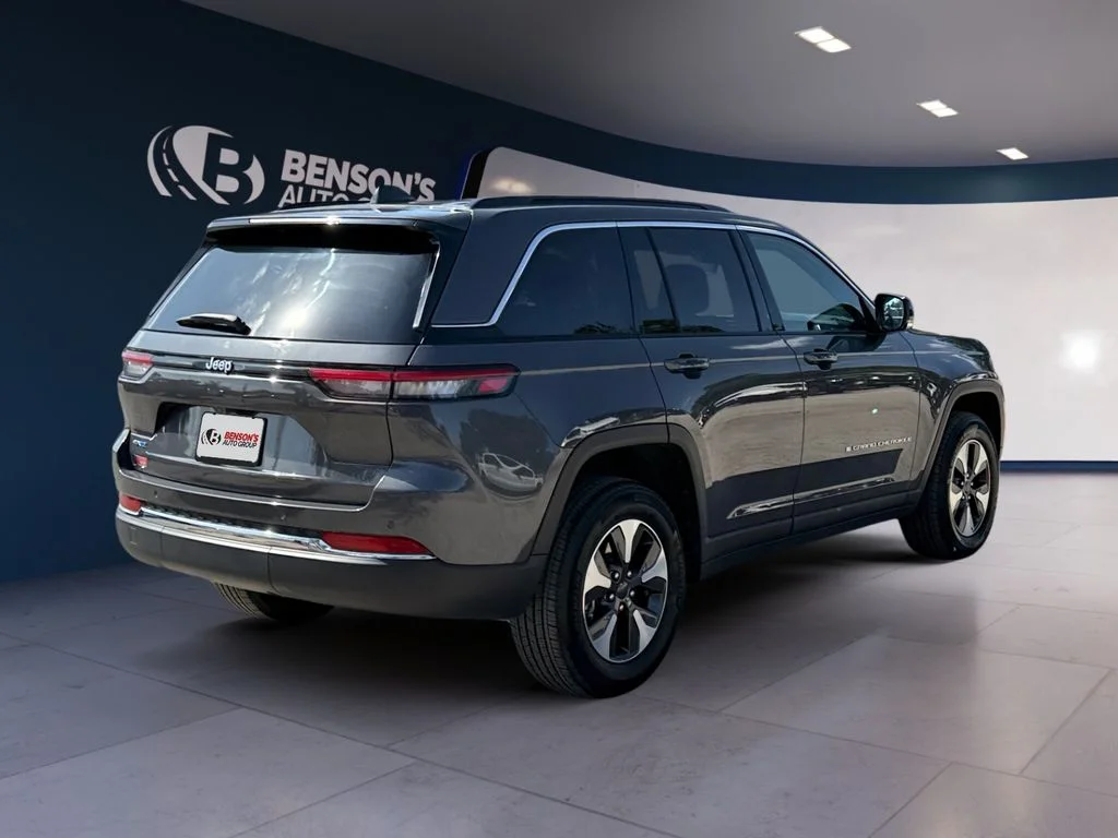 Used 2025 Gray Jeep 4xe image 5