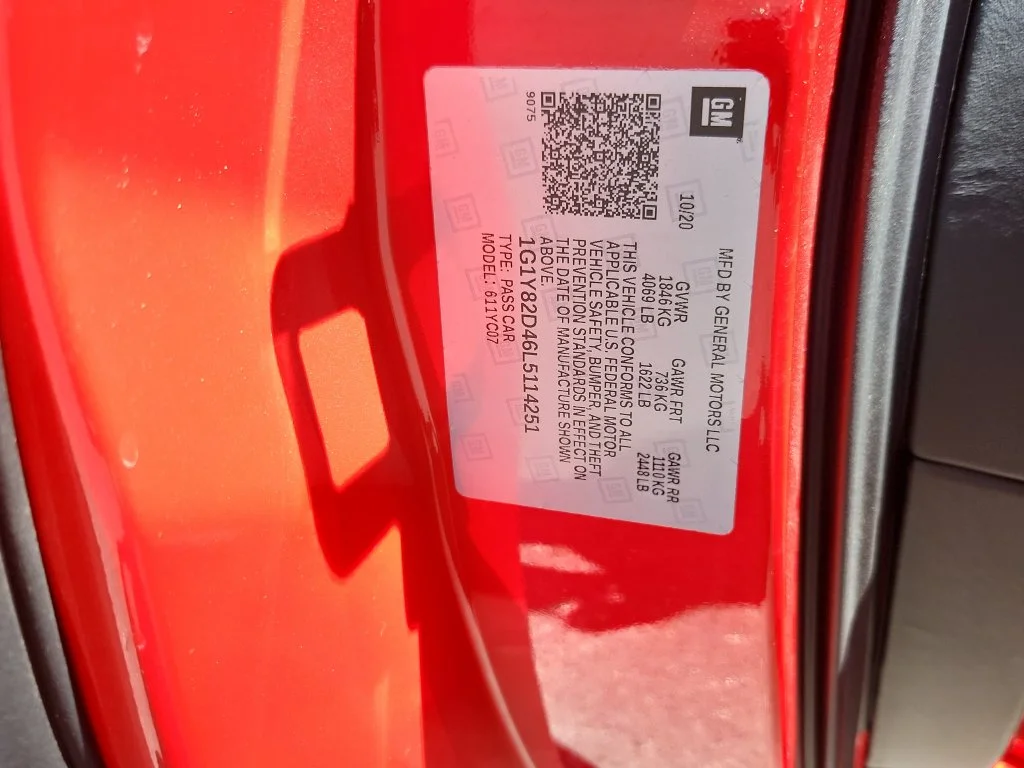 Used 2020 Red Chevrolet Stingray image 18