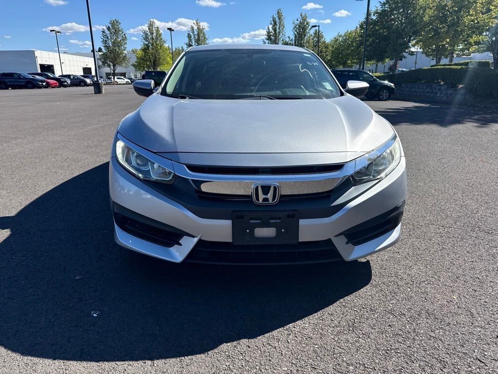 Used 2018 Lunar Silver Metallic Honda LX image 2