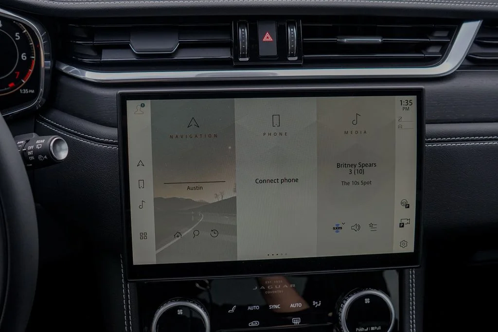 2026 Jaguar F-Pace R-Dynamic S - Photo 17
