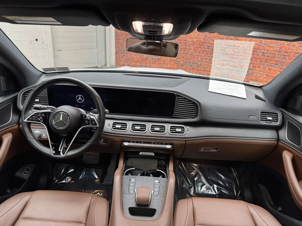 Used 2024 White Mercedes-Benz GLE 350 image 13