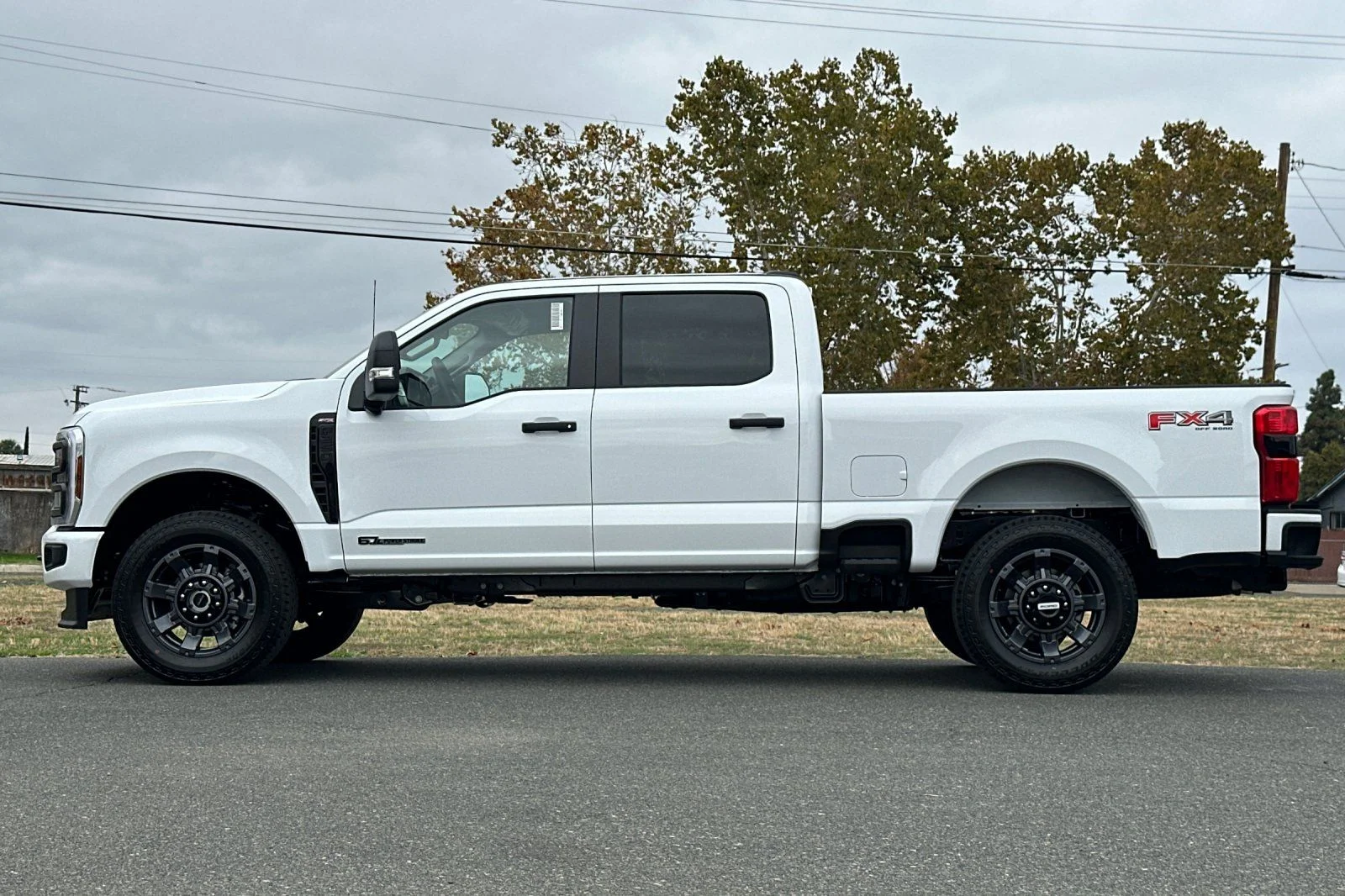 2026 Ford F-250 Super Duty XL - Photo 8