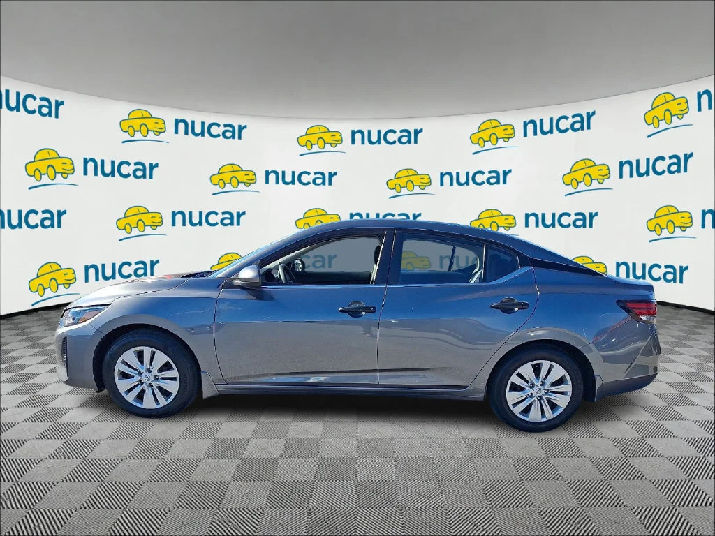 Used 2024 Gray Nissan S image 4