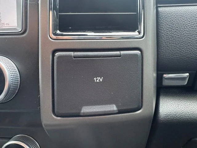 Used 2021 Black Ford XLT image 33