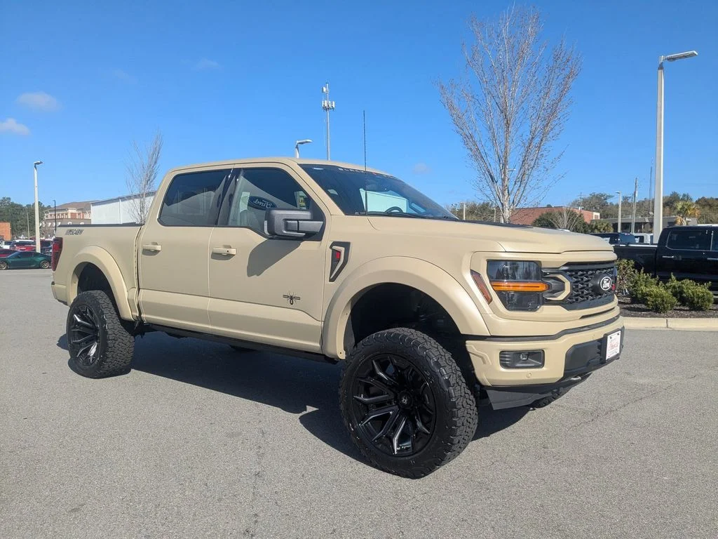 New 2026 Agate Black Metallic Ford XLT image 2
