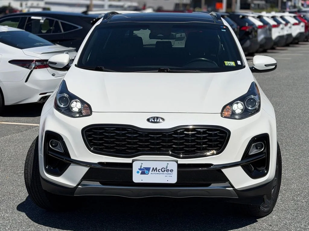 Used 2020 White Kia S image 2