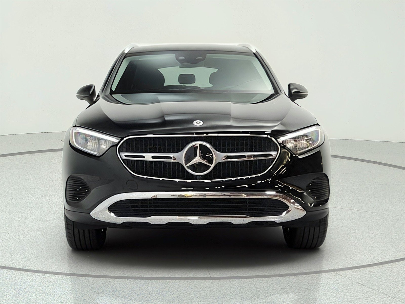 Used 2025 Black Mercedes-Benz GLC 350e 4MATIC® SUV image 2