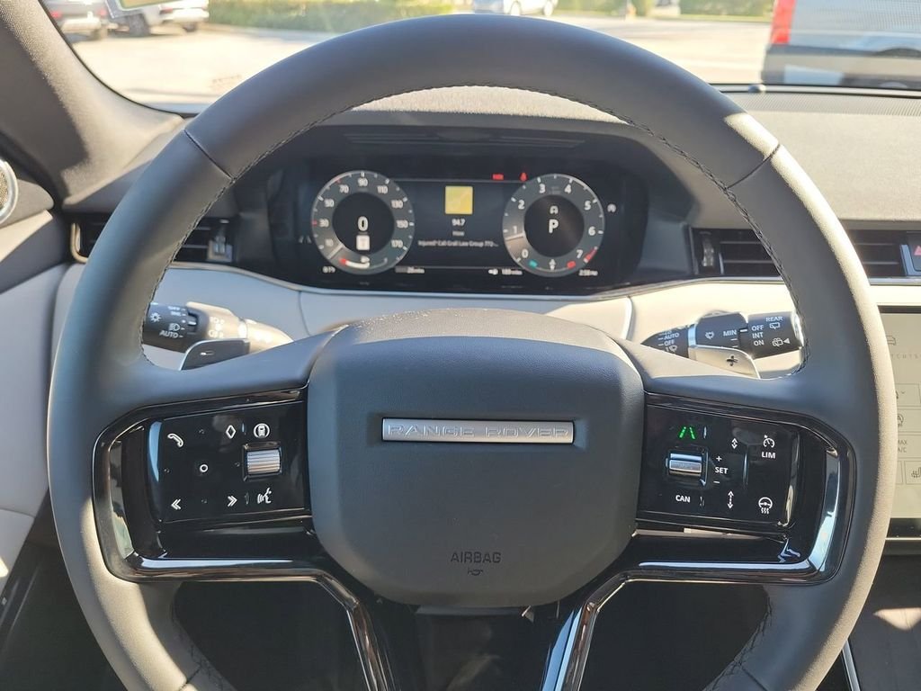 New 2026 Seoul Pearl Silver Land Rover S image 29