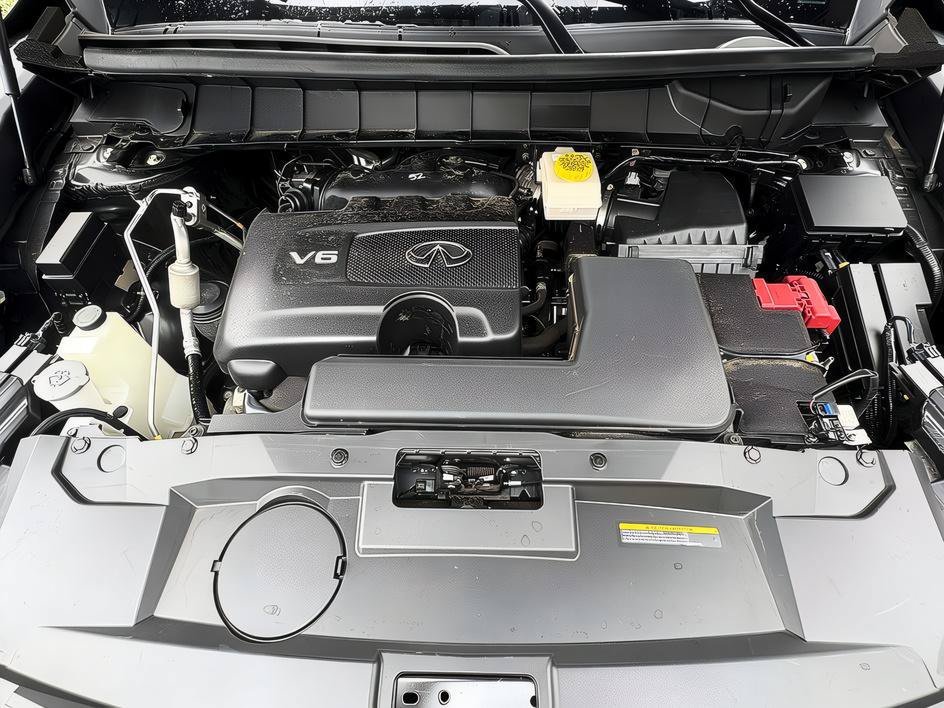 Certified Used 2024 Mineral Black INFINITI PURE image 27
