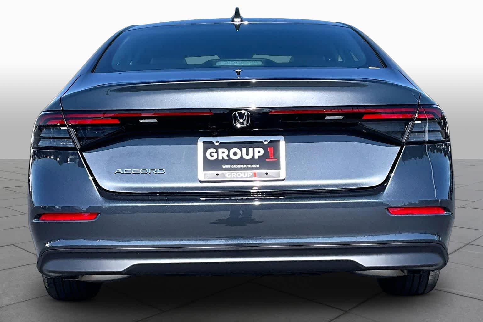 New 2026 Meteorite Gray Metallic Honda LX image 4