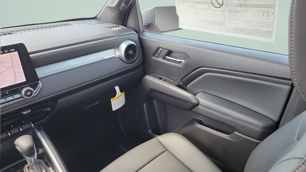 2026 Chevrolet Colorado LT - Photo 13