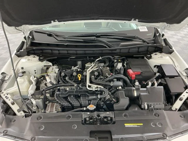 Used 2021  Nissan 2.5 Platinum image 32