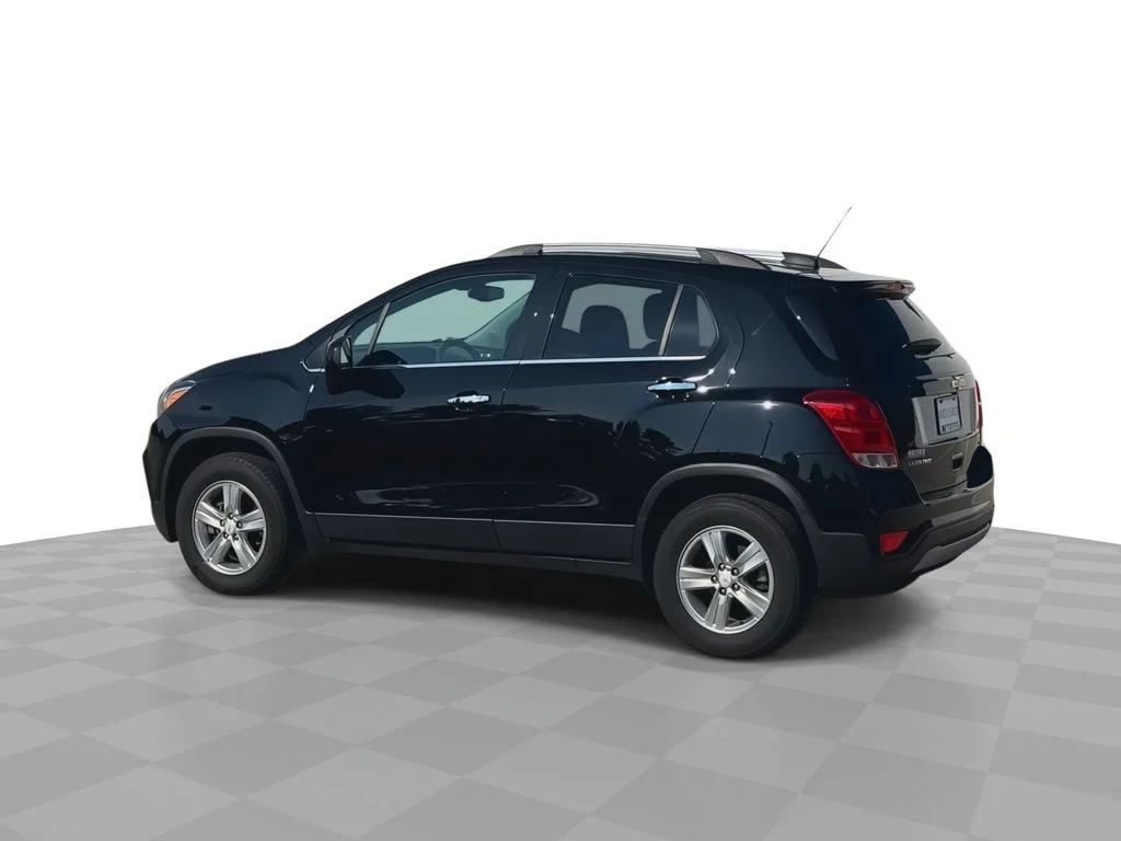 Used 2019 Black Chevrolet LT image 6
