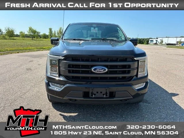 Certified Used 2022 Black Ford Lariat image 3