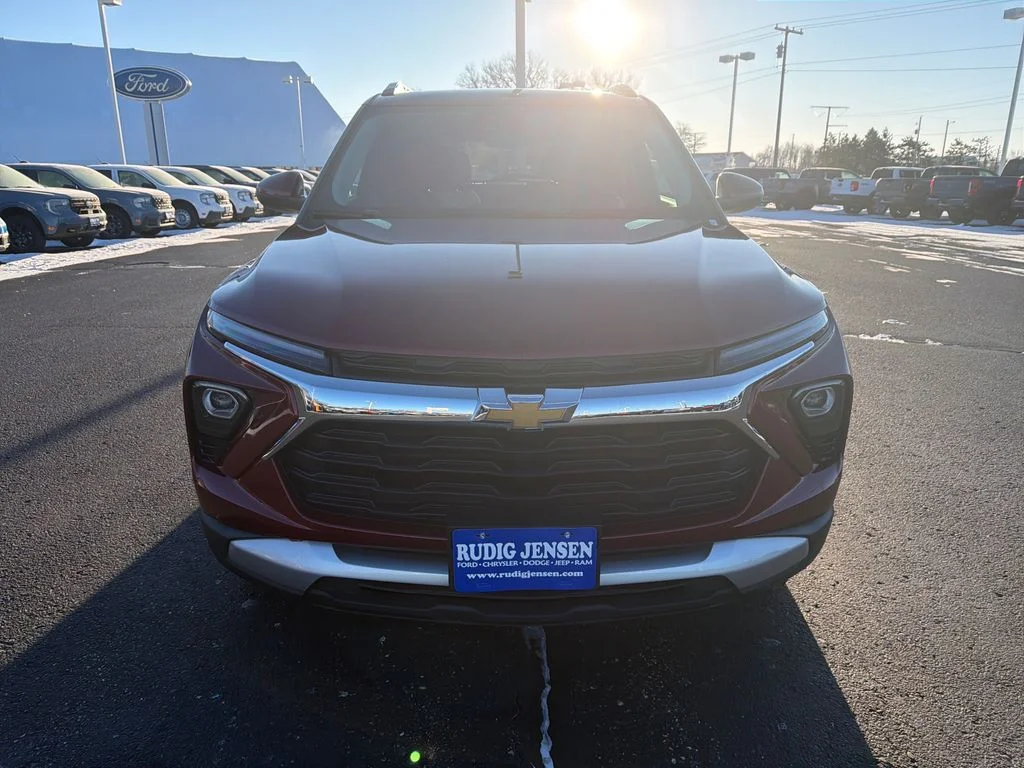 Used 2025 Red Chevrolet LT image 8