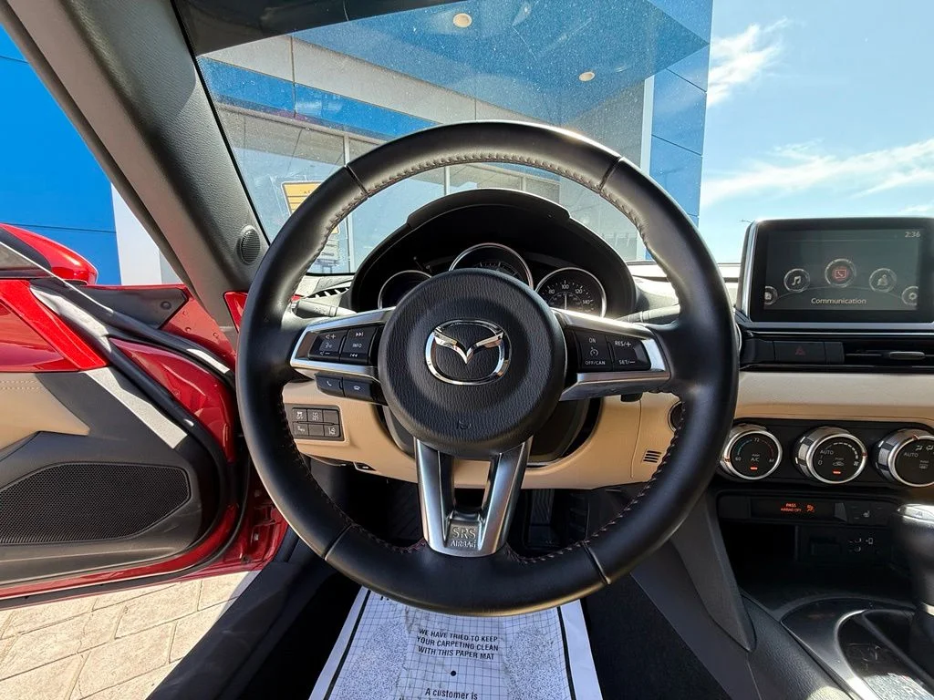 Used 2016 Red Mazda Grand Touring image 19